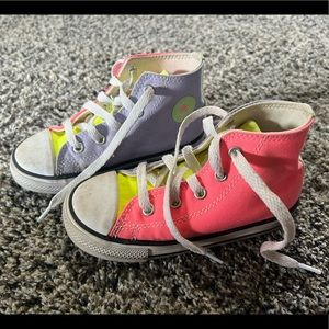 Girls High top converse